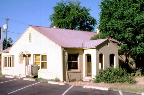 House, 19 1/2 E. 7th St.