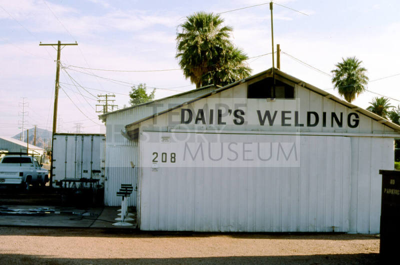 Dail's Welding, 208 W. 7th St.