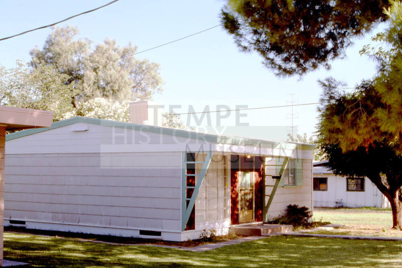 414 S. Ash Ave.