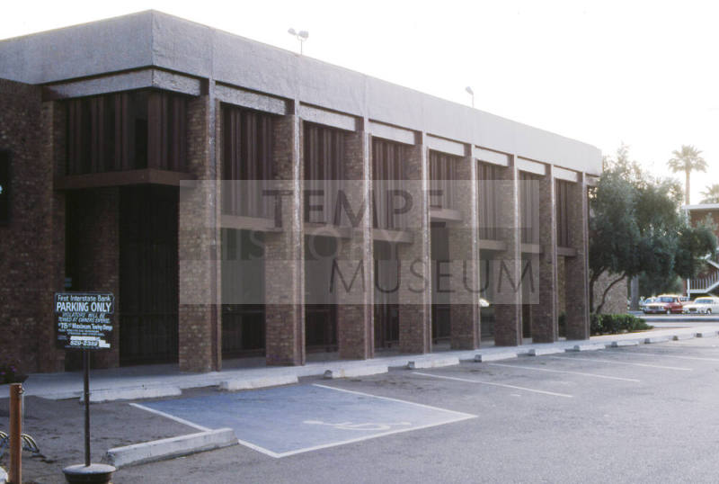 707 S. College Ave. - First Interstate Bank