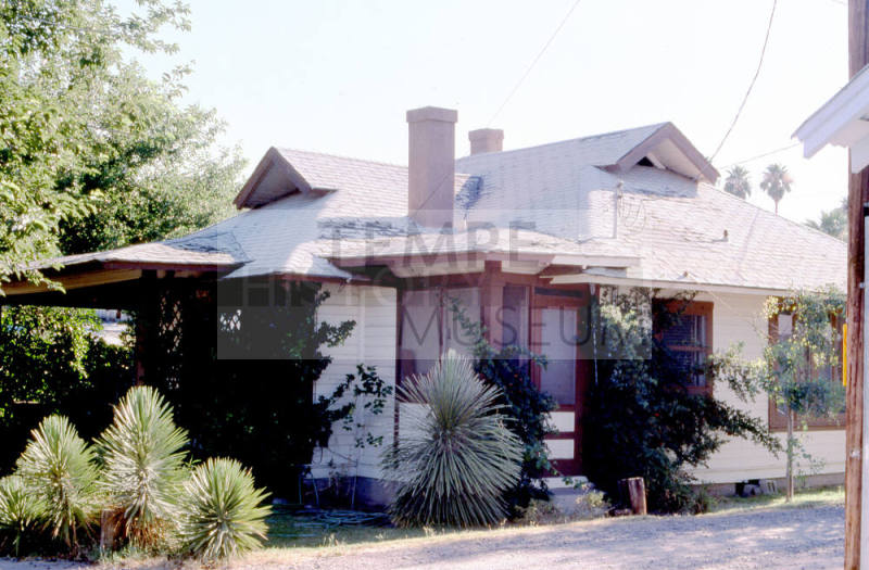 609 S. Forest Ave.
