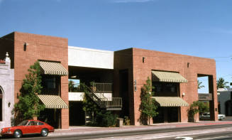 425 S. Mill Ave.