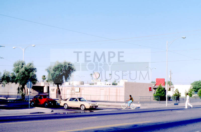 805 S. Mill Ave., Lee Optical