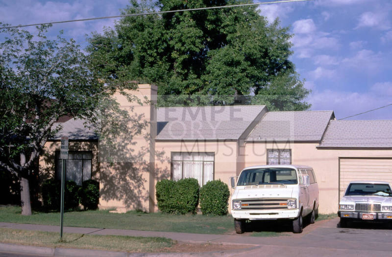 714 S. Myrtle Ave., residence