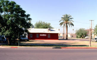 707 S. Myrtle Ave., Trophy Den