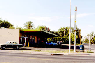 119 W. University Dr., U-Totem