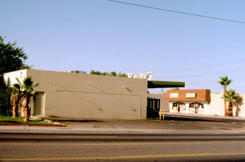 119 W. University Dr., U-Totem