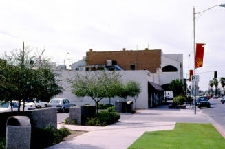 31 E. 5th Street