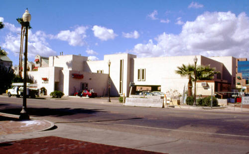 24 W. 5th St., Trails