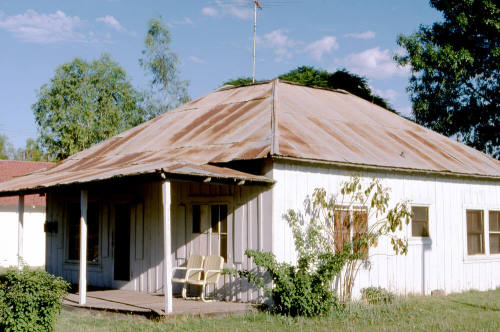 House at 109 W. 5th St.