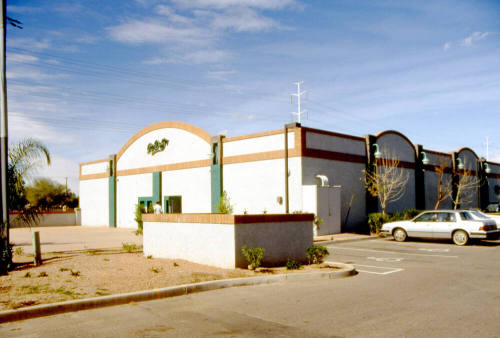 230 W. 5th St., McDuffy's