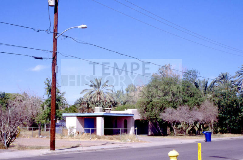 400 W. 5th St.
