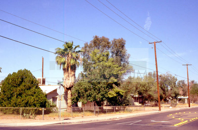 400 W. 5th St.