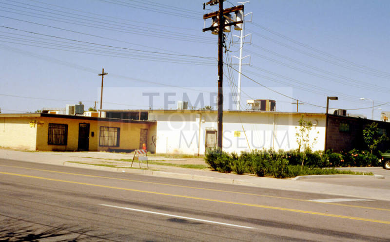 401 W. 5th St.
