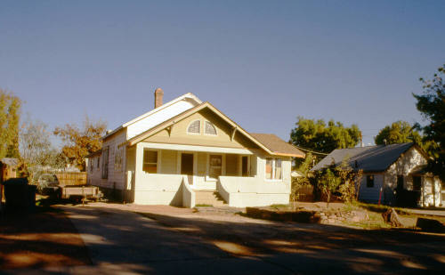 598 W. 5th St.
