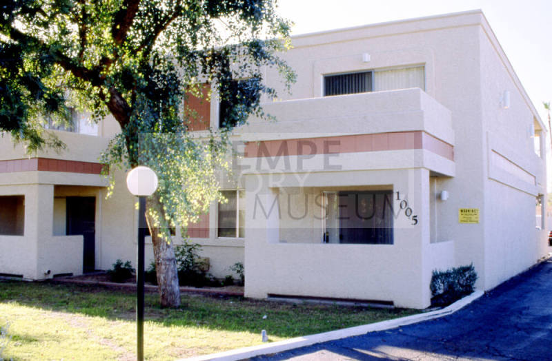 1015 W. 5th St.