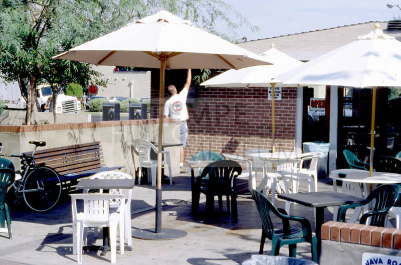 11 E. 7th Street - Java Road patio