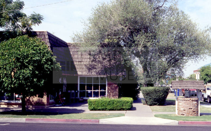 7th Street and Forest Ave. - Oxford Square