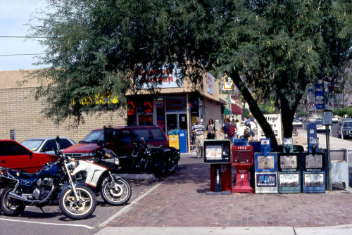 712 S. College Ave. - Campus Corner