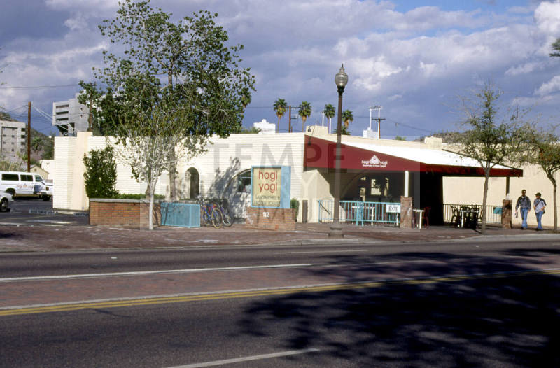 Hogi Yogi, 112 E. University Dr.