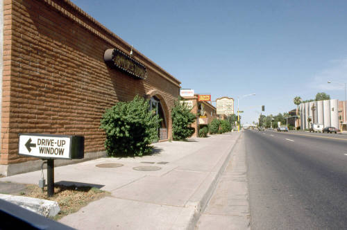 University Arches, 120-130 E. University Dr.