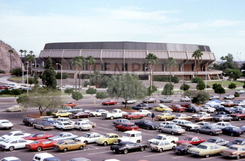 600 E. Veteran's Way - Wells Fargo Arena