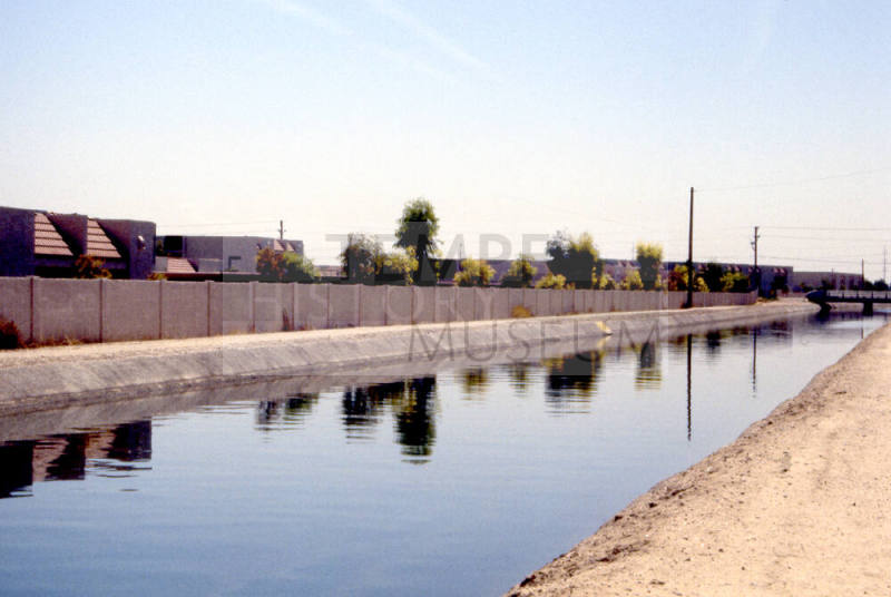 Canal bank - 48th Street