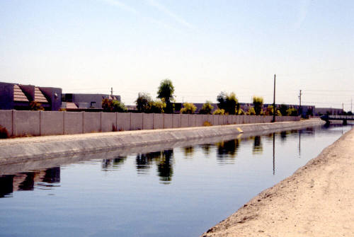 Canal bank - 48th Street