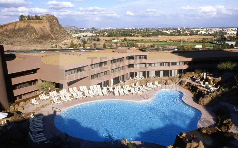 The Buttes - Westcourt in Buttes Room Wings - Wyndham 2000 W Westcourt WY