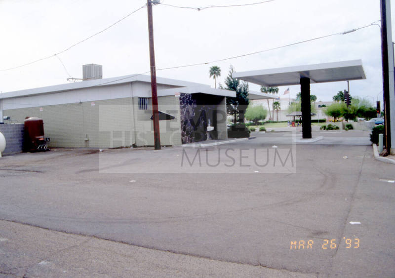 914 and 916 E Apache Boulevard - Intersection of Rural Road and Apache Boulevard