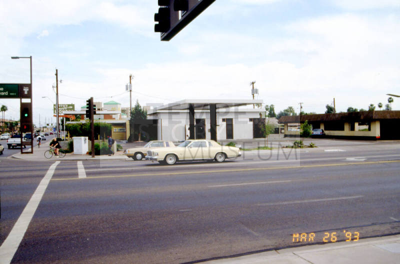 914 and 916 E Apache Boulevard - Intersection of Rural Road and Apache Boulevard