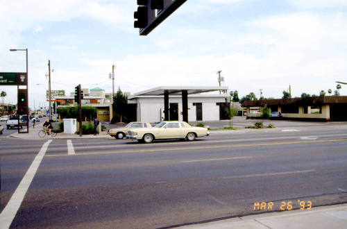 914 and 916 E Apache Boulevard - Intersection of Rural Road and Apache Boulevard