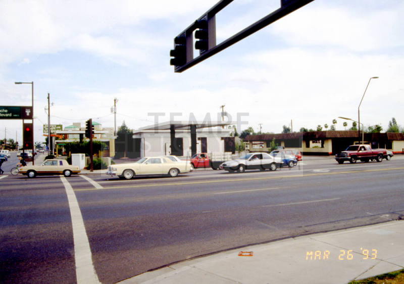 914 and 916 E Apache Boulevard - Intersection of Rural Road and Apache Boulevard