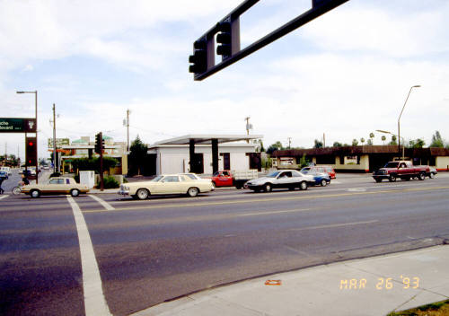 914 and 916 E Apache Boulevard - Intersection of Rural Road and Apache Boulevard