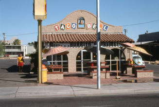 936 E. Apache Blvd., Taco Bell