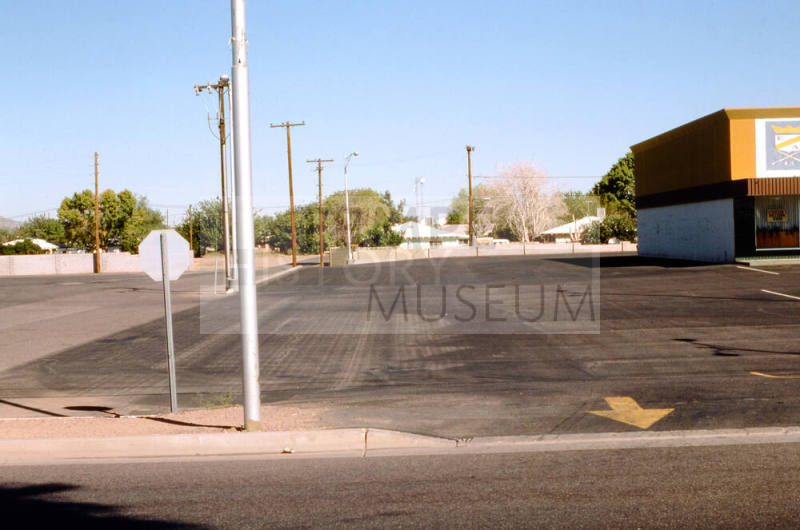1328 E. Apache Blvd., parking lot