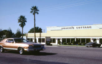 1520 E. Apache Blvd., Gracie's Cottage
