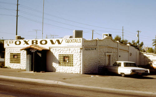 Oxbow Bar, 1810 E. Apache