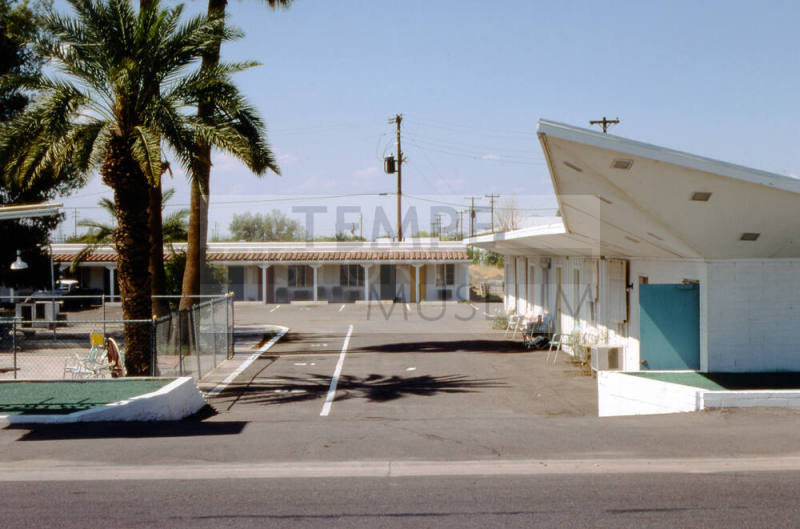 Whispering Wind Motel, 1814 E. Apache
