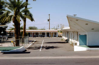 Whispering Wind Motel, 1814 E. Apache