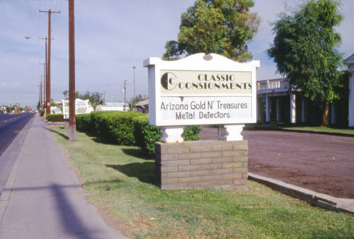 Classic Consignments/Arizona GoldN'Treasures", 1870 E. Apache