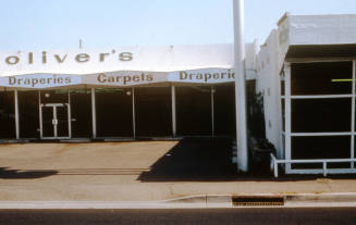 Toliver's, 1920 - 1926 E. Apache