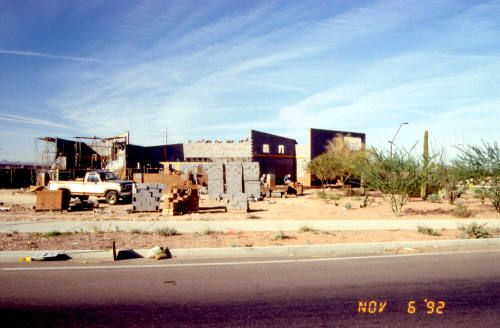 United States Post Office, 1962 E. Apache