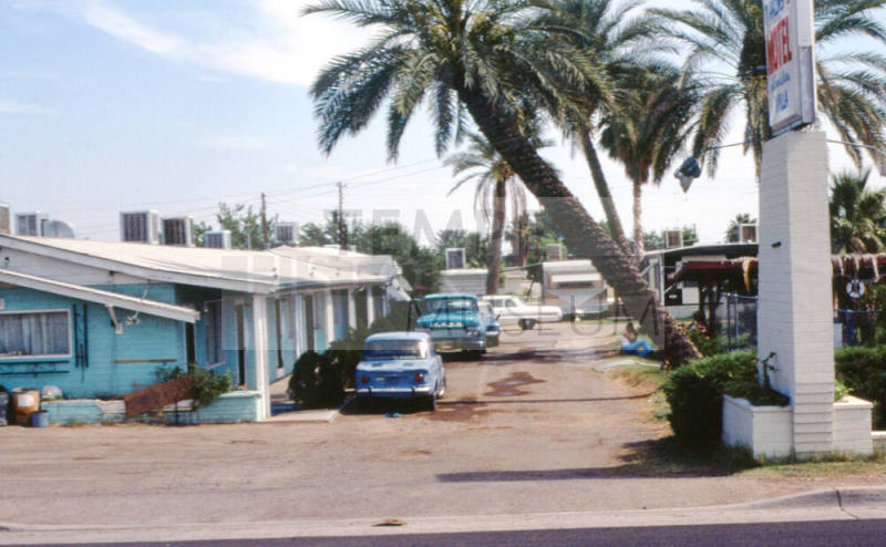 7 Palms Motel alley, 2042 E. Apache