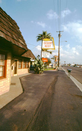 Desert Rest Motel - 2164 E. Apache