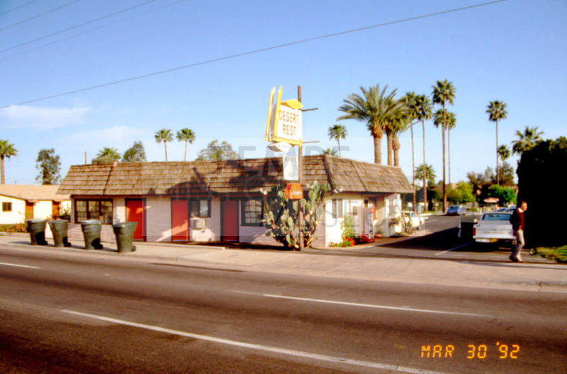 Desert Rest Motel - 2164 E. Apache.