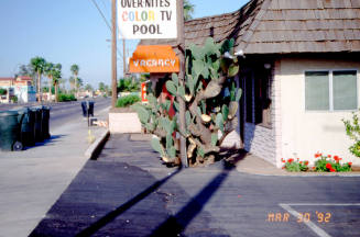Desert Rest Motel - 2164 E. Apache.