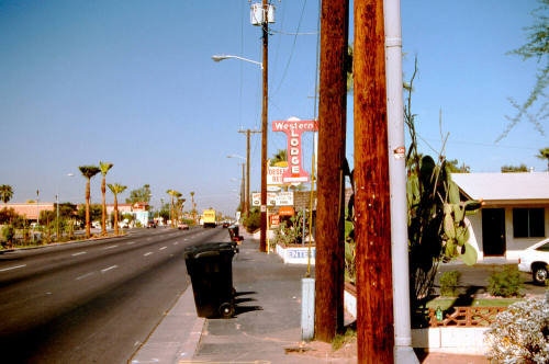 Western Lodge - 2174 E. Apache