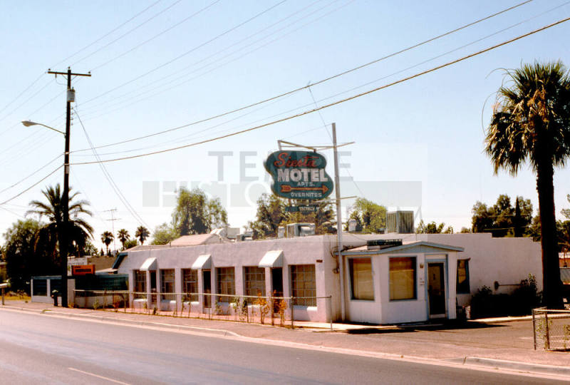 Siesta Motel and Apartments - 2232 E. Apache