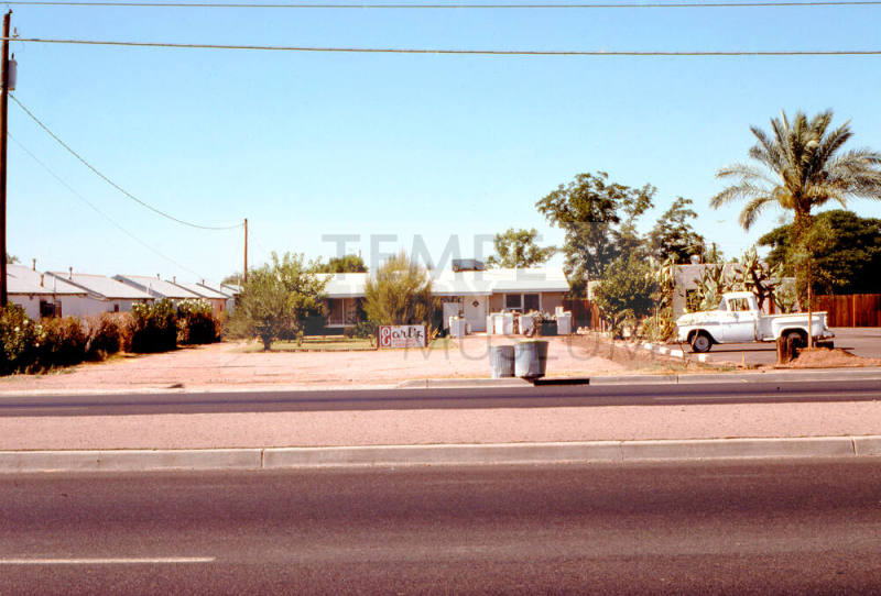 Earl's Appliance Service - 2236 Appache